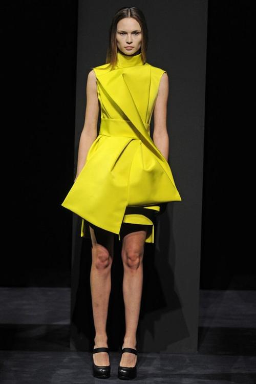CSGT truy bắt tài xế có nồng độ cồn điều khiển “xe điên” lướt phố -1